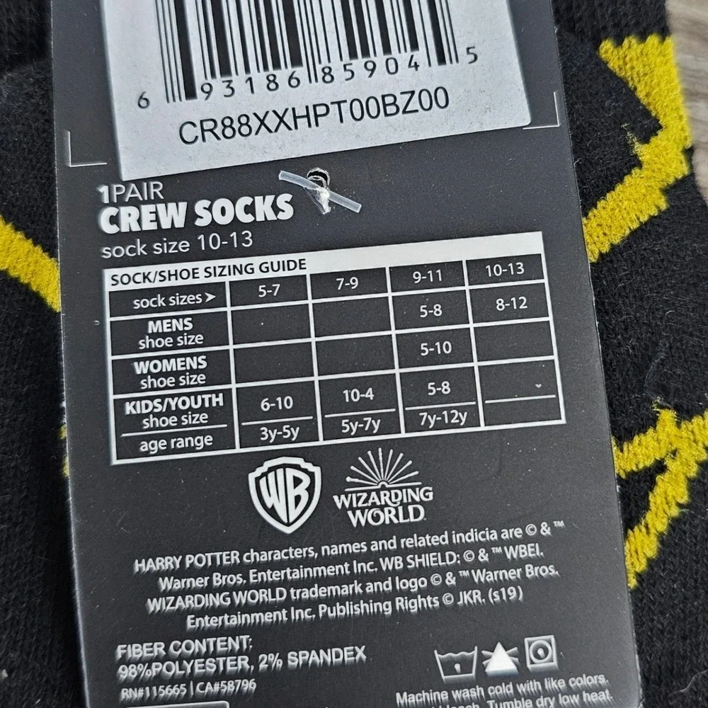 Bioworld Harry Potter Deathly Hallows Men's Crew Socks Black Yellow Size 10–13‎
